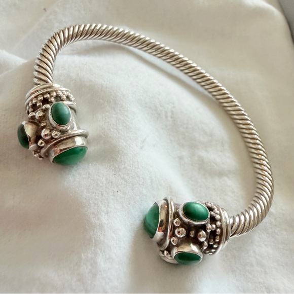 Jewelry - Solid Sterling Silver Twisted Cable Cuff Bracelet w/Eight Malachite Stones